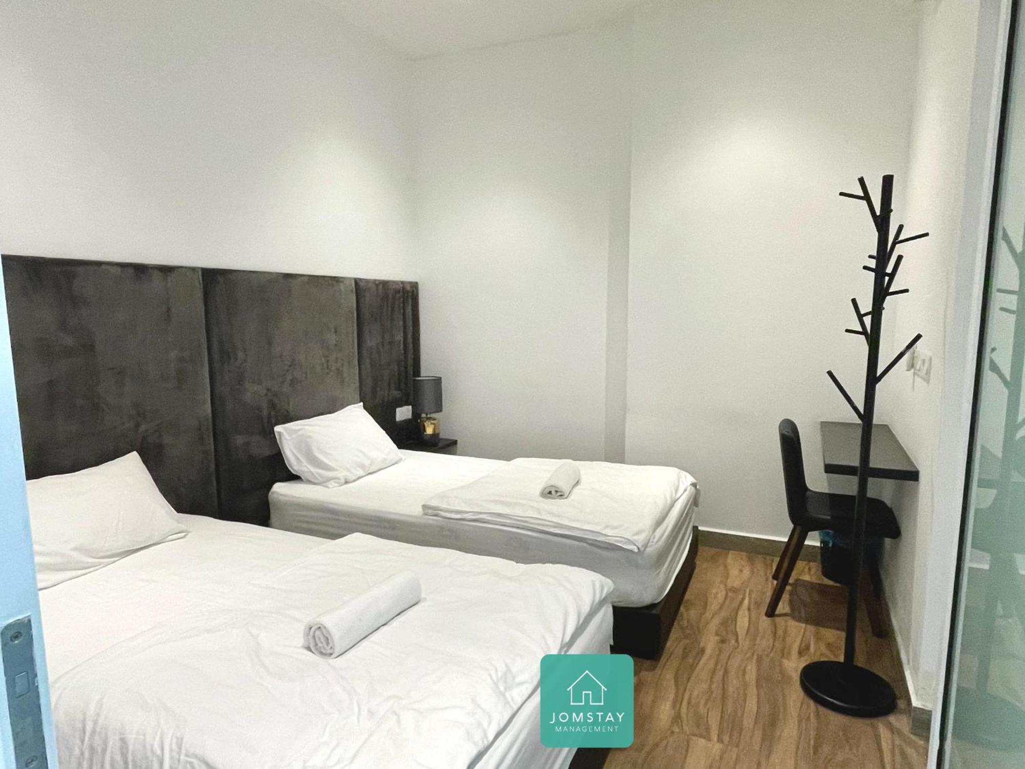 Jomstay Octagon Palm Suites Ипох Экстерьер фото