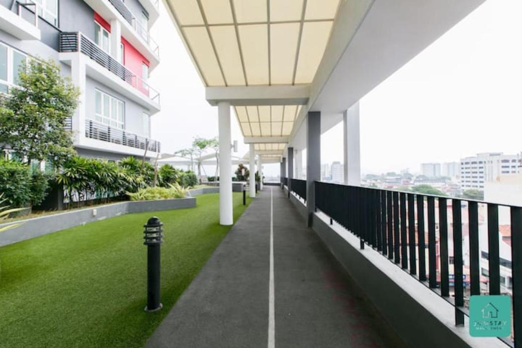 Jomstay Octagon Palm Suites Ипох Экстерьер фото