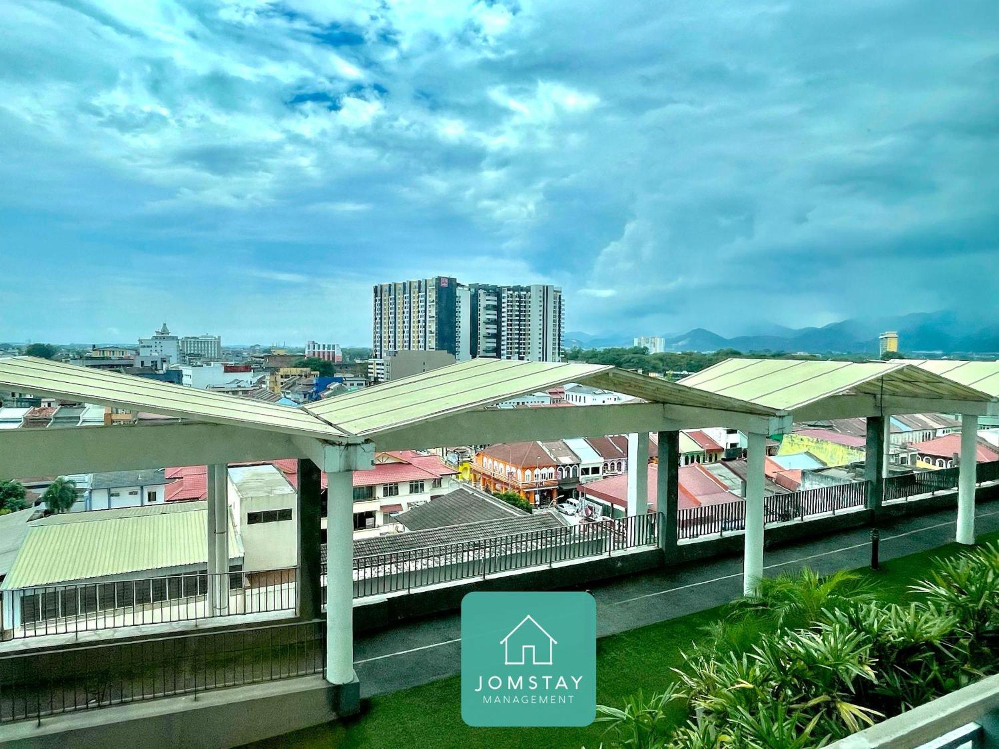 Jomstay Octagon Palm Suites Ипох Экстерьер фото